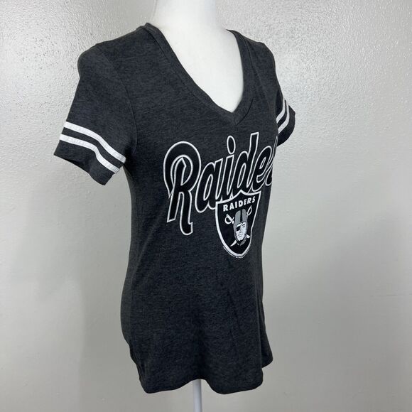 Las Vegas Raiders Shirt Women Small Grey Short Sleeve NFL Football Team Apparel - Picture 4 of 12
